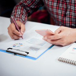 Lot de 4 Portes bloc à pince A4 polypro 2mm 22.5 x 31.5 cm Bleu ciel