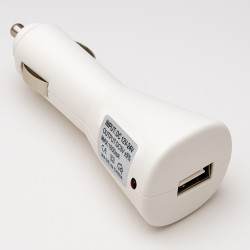 Chargeur allume cigare USB 1A blanc Suspendu