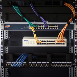 Plateau étagère 19 pouces perforé noir profondeur 450 mm